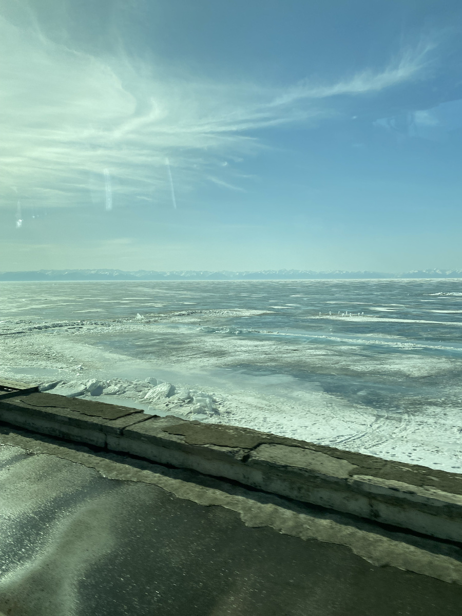  Горы вдали - это хребет Хамар-Дабан