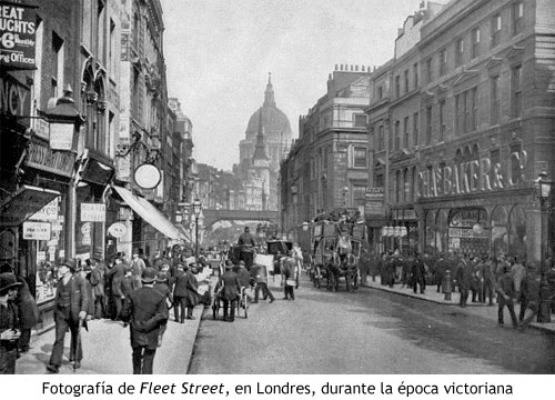 Фотография Fleet-street (Флит-стрит) в Лондоне в викторианскую эпоху. *Флит-стрит была известна как центр британской прессы