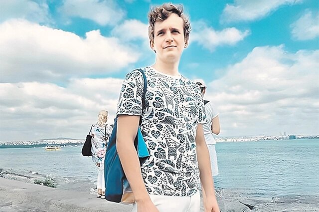    Никифорчин вырывается из города, чтобы оказаться на природе. А затем рвётся обратно в город, чтобы питаться его энергией. Фото: vk.com/inikiforchin