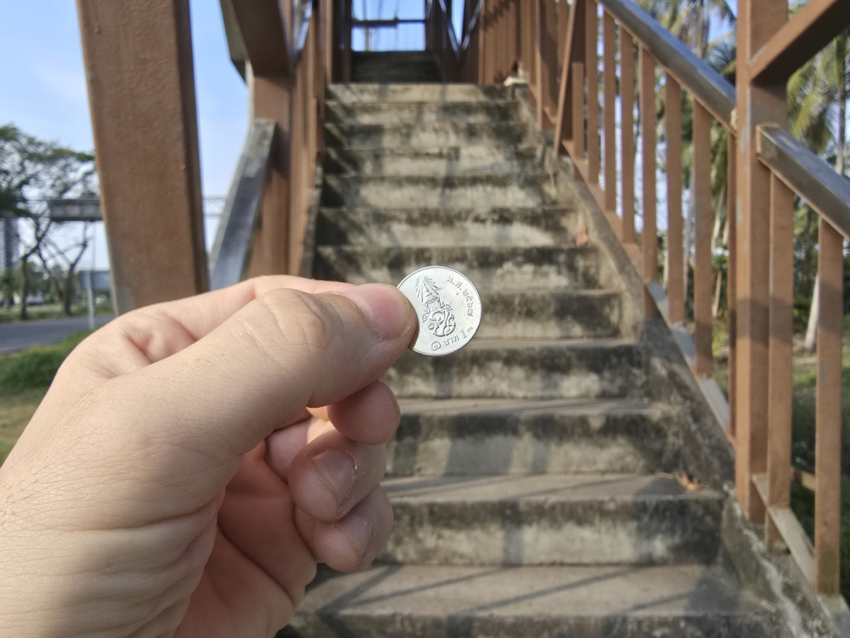 монета 1 тайский бат