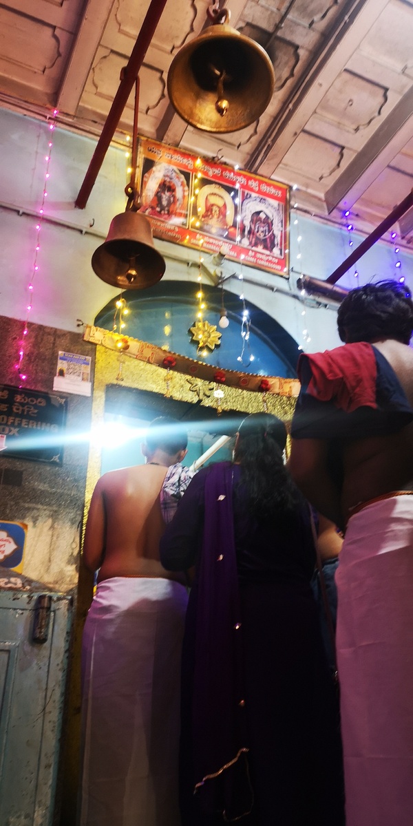 в местном храме