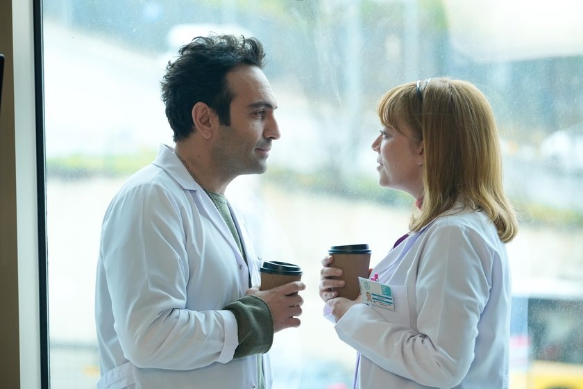 кадр из сериала "Бахар"