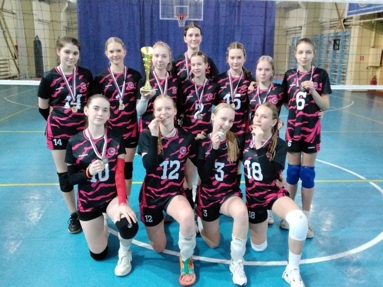     Фото из официального аккаунта СШ «Русский медведь» в сети «ВКонтакте»