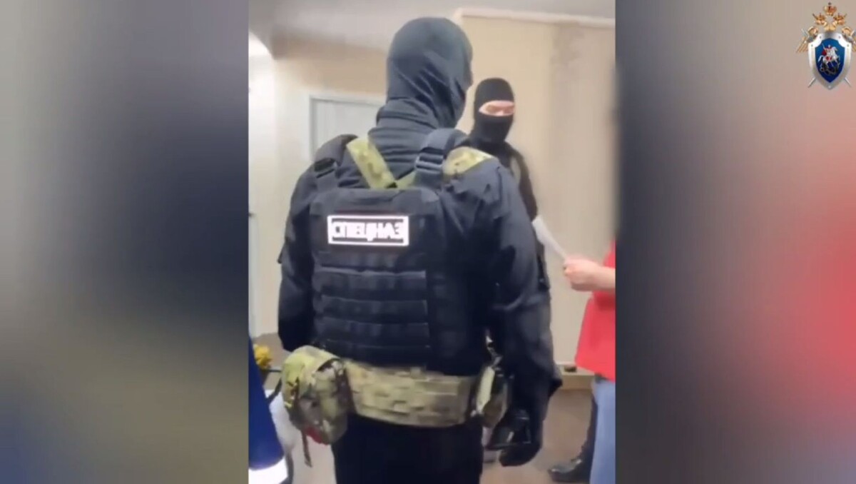     В Красноярском крае задержали семь нелегальных медиков