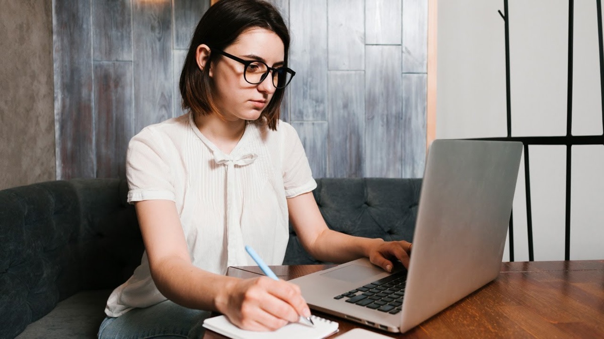    Два года в поисках себя: как я стала копирайтером