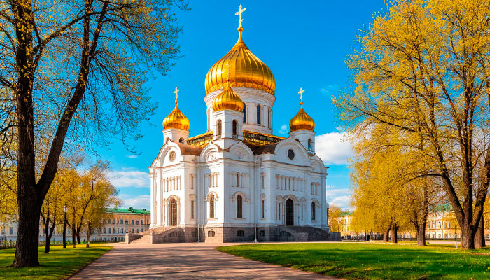 Какие православные праздники будут в апреле 2025 года? Фото: shedevrum.ai