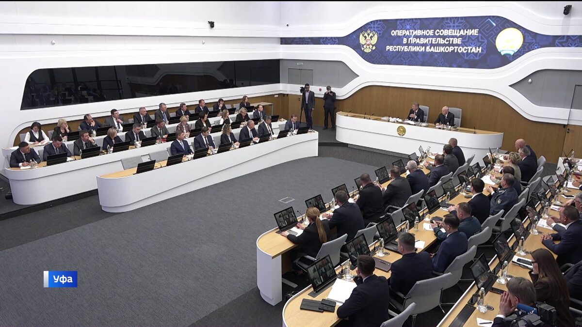    Радий Хабиров поручил муниципалитетам Башкортостана поторопиться с уборкой территорий