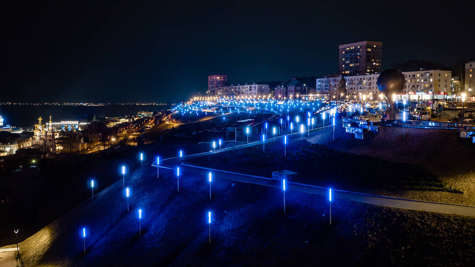 Подсветка на набережной Федоровского.📷Фото: Geometria