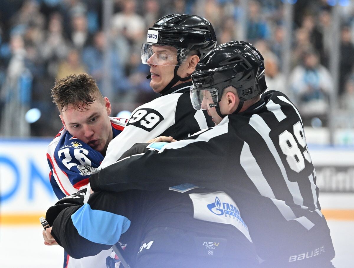    Денис Костюченков, photo.khl.ru
