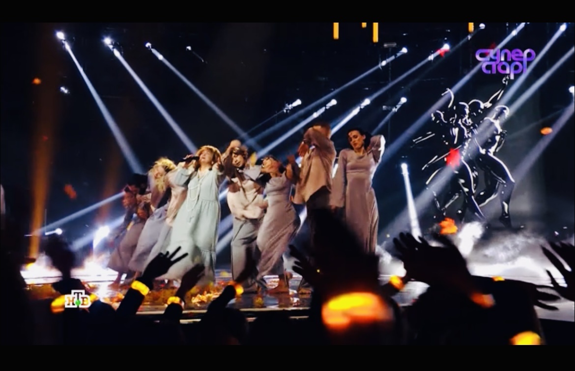 Любимое шоу Суперстар. 5 юбилейный сезон. НТВ. Выступление победителя Ксении Георгиади. Транзитный пассажир. 