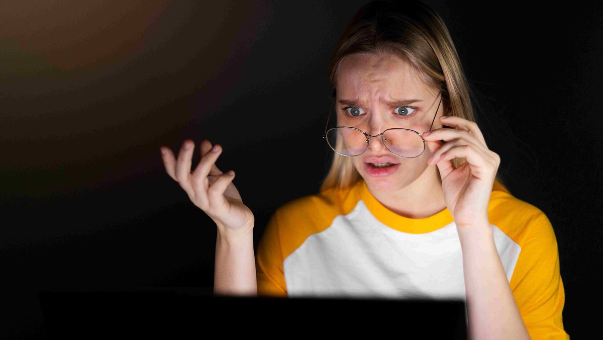    Мошенники организуют фейковые розыгрыши и обещают большие деньги. Фото: Freepik