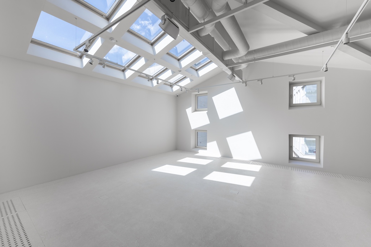    Cosmoscow анонсировал выставку «Несколько поводов доверять себе» (фото 2)