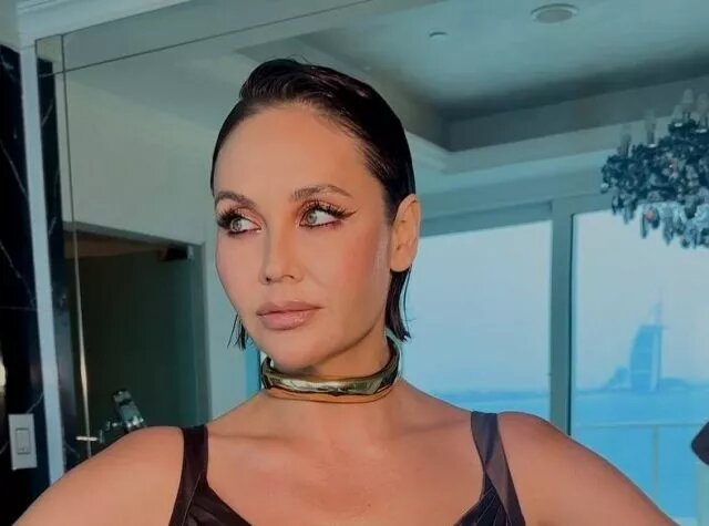 Листайте вправо, чтобы увидеть больше изображений