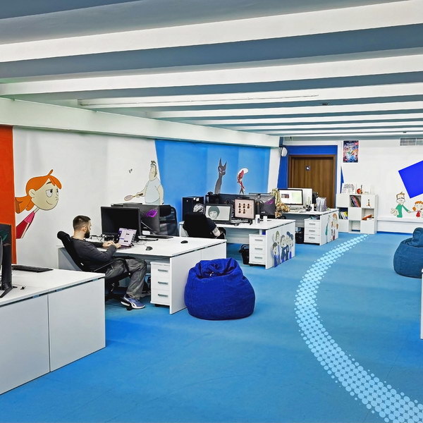     Mia Boyka написала саундтрек к «Капитанам будущего»