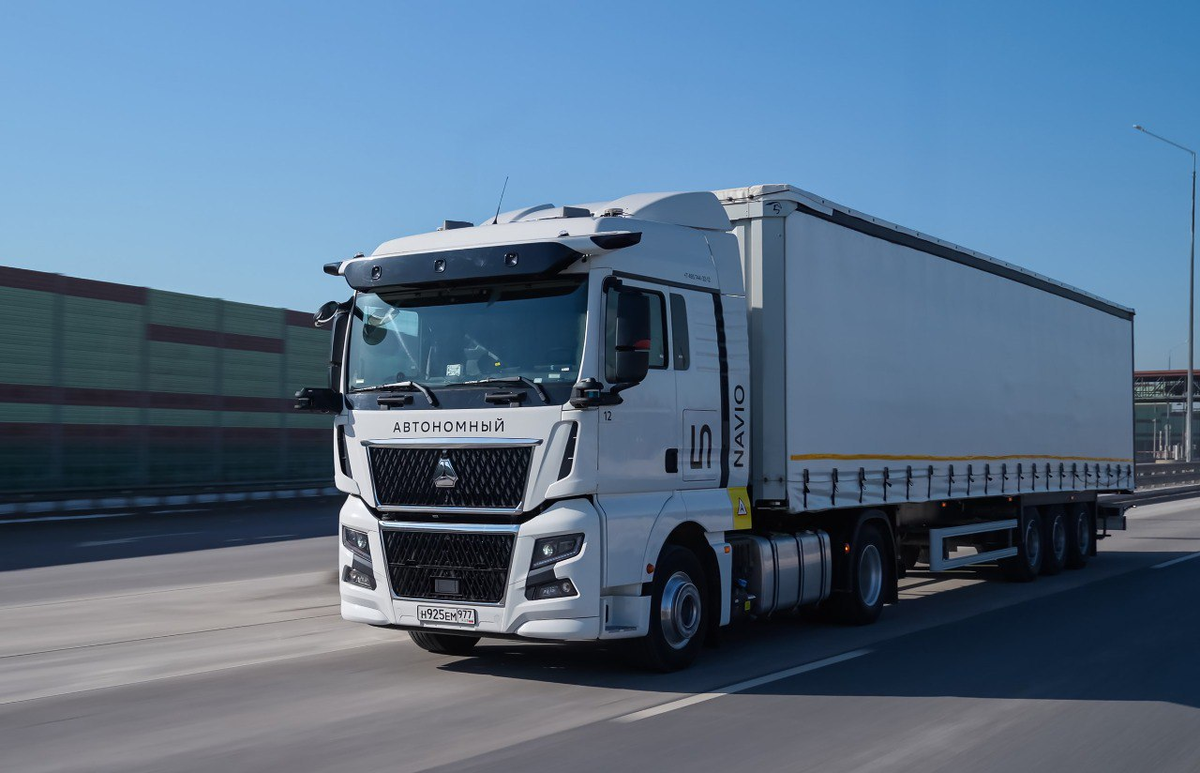 Тягач Sitrak для России станет беспилотным.