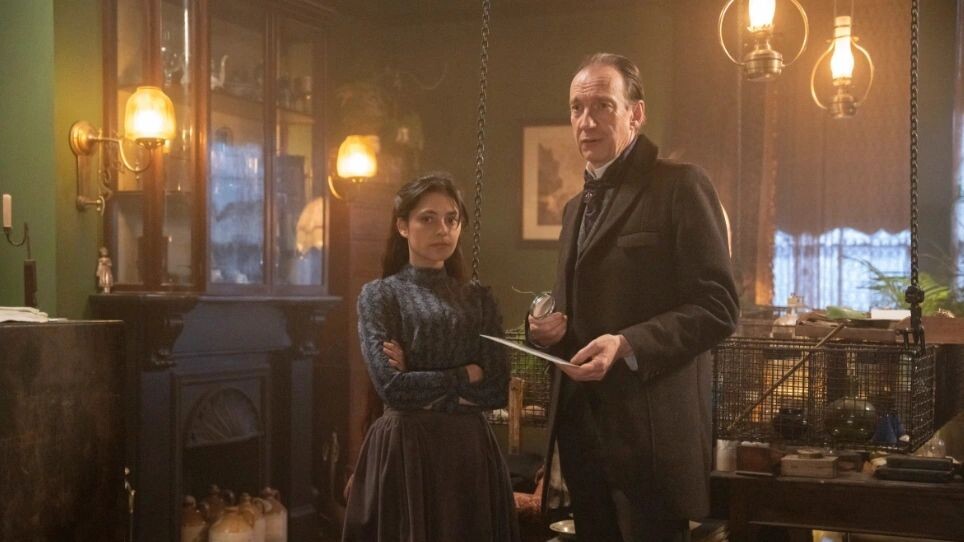   Кадр из сериала «Шерлок и дочь». Фото: Albion Television/Starlings Television/StoryFirst/kinopoisk.ru
