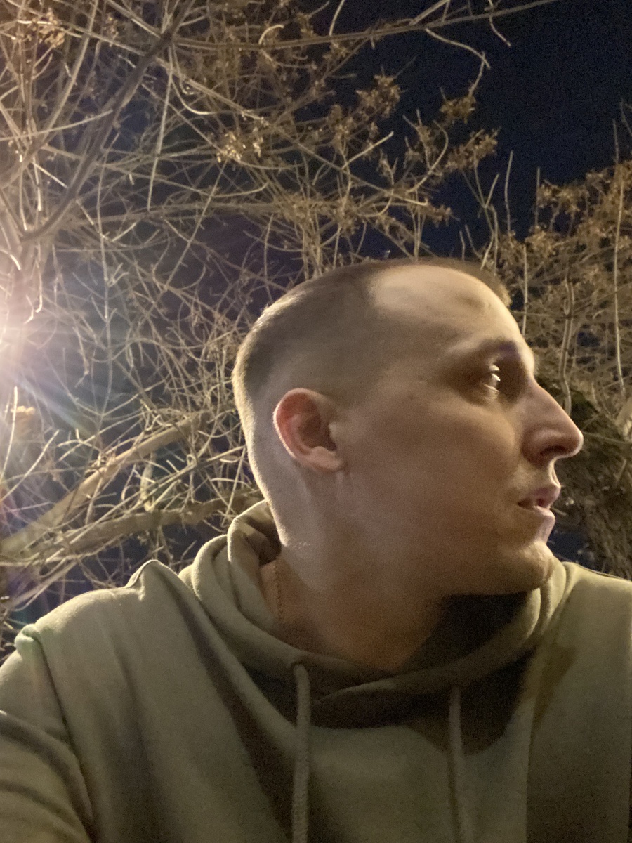 Она говорила, что любит, но каждый день находила новые причины отдалиться. Её глаза блестели искренностью, а слова растворялись в воздухе, как дым. Ложь в отношениях — не прерогатива мужчин. Иногда за милой улыбкой скрывается целая стратегия манипуляций. Как распознать обман и не сломаться? Разбираемся на реальном примере