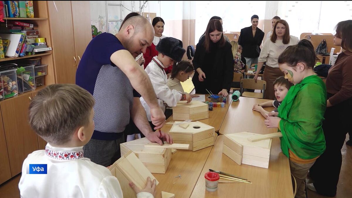    Ресурсные классы в Уфе: как там помогают детям с аутизмом – сюжет «Вестей»