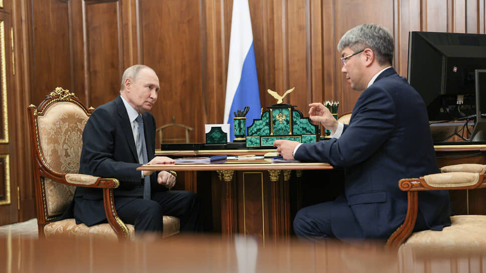 Владимир Путин и Алексей Цыденов .📷Фото: пресс-служба президента РФ