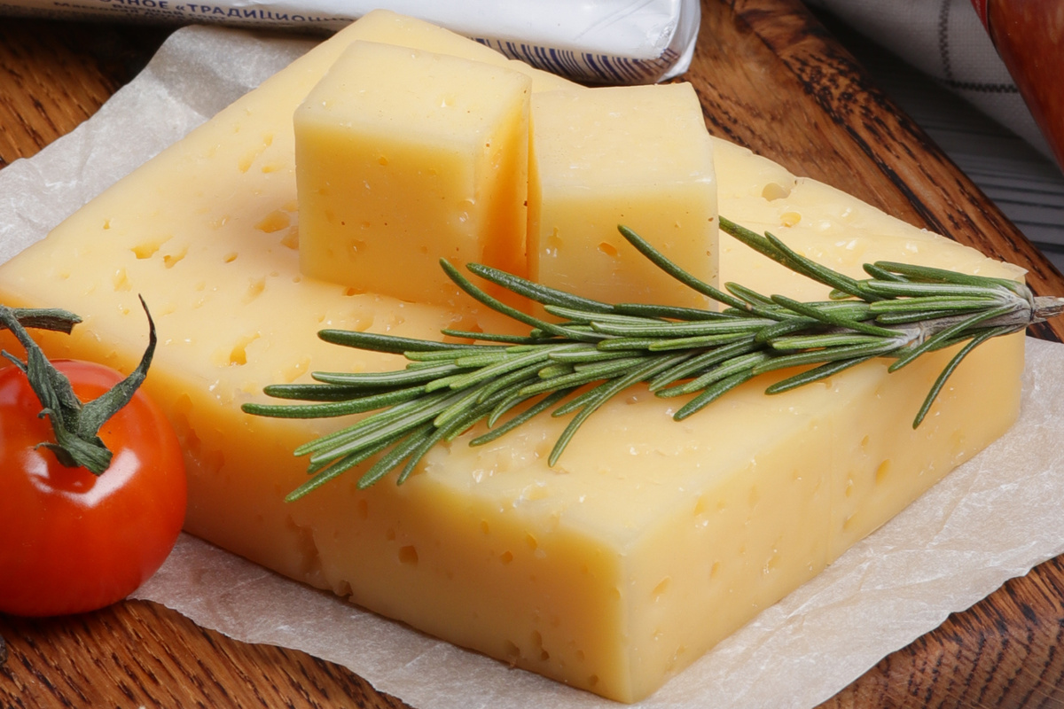 Сыр «Сливочный» ТМ «ЕРМОЛИНО»