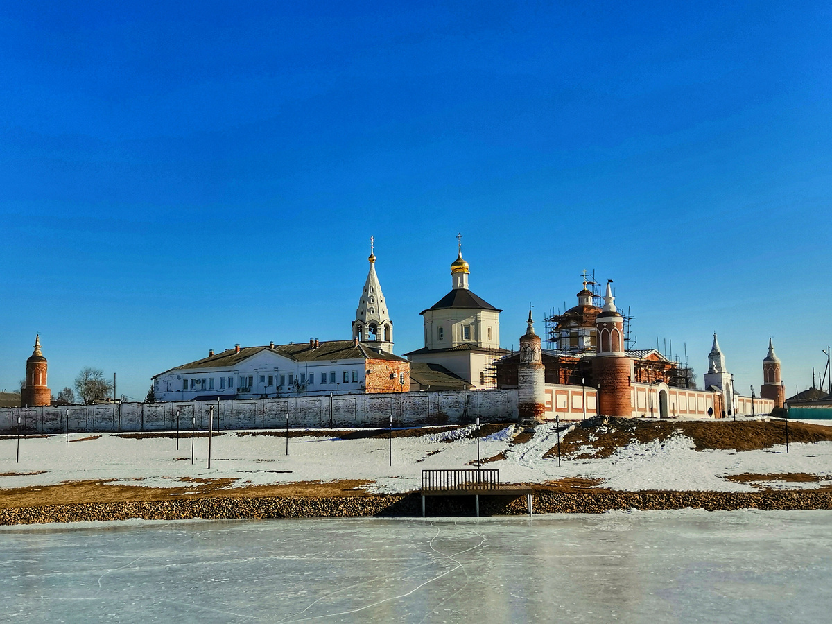 Старое Бобренево, Богородице-Рождественский Бобренев монастырь