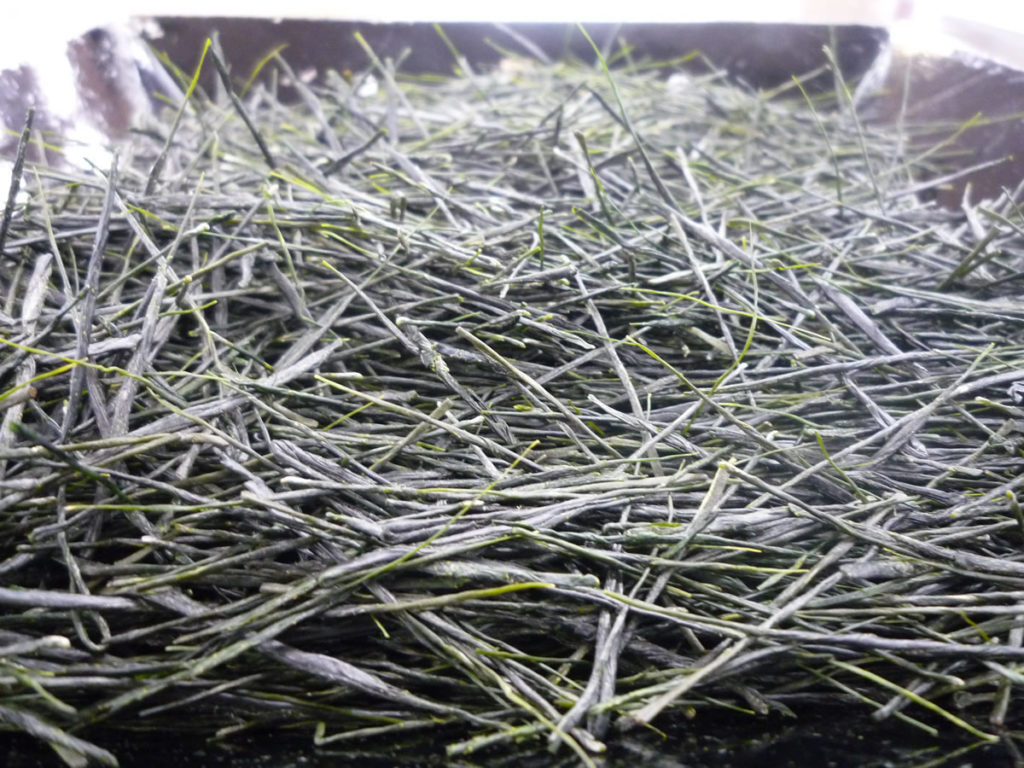 Чай ручной выделки.