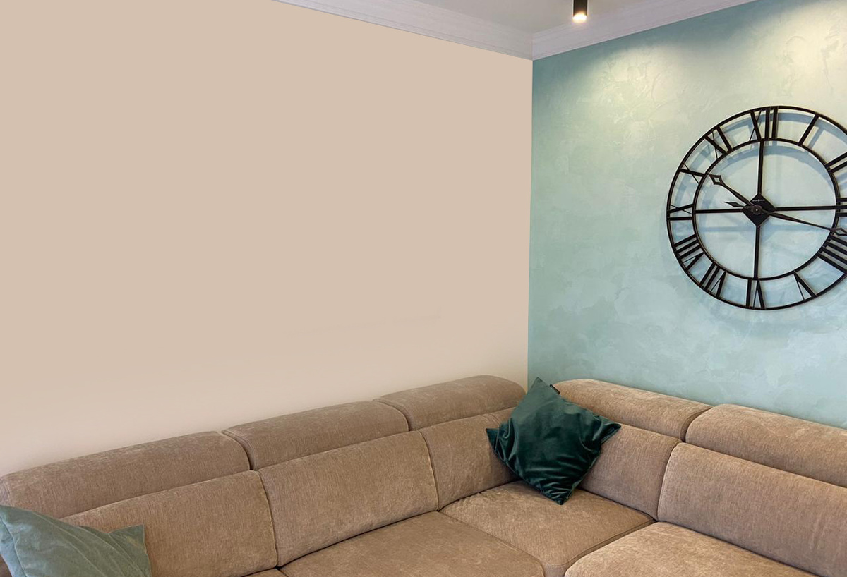 Так выглядела гостиная в тот момент, когда я туда приехала с консультацией (из архива автора)