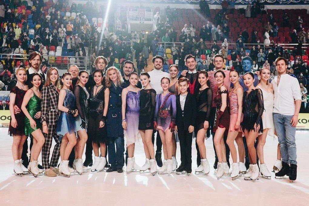 ШОУ "ЧЕМПИОНЫ НА ЛЬДУ", ФОТО: СОЦСЕТИ