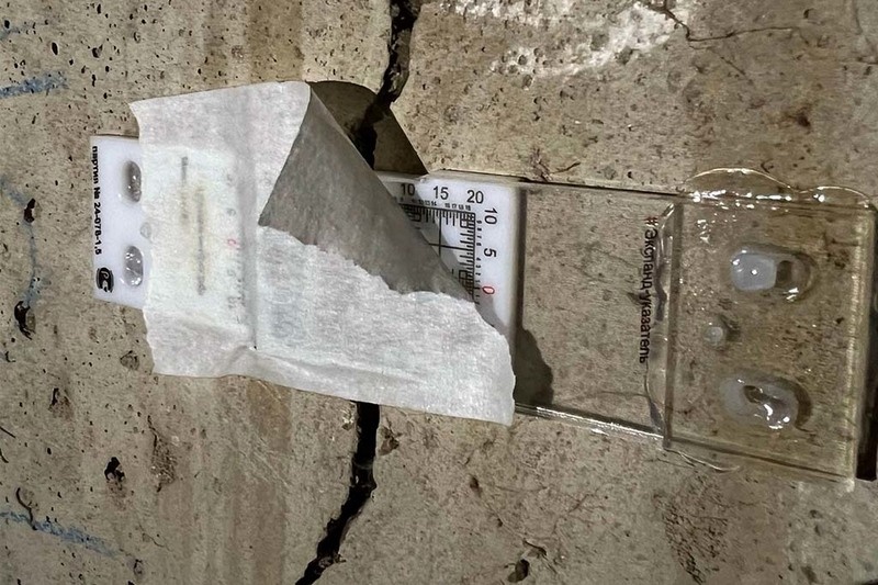    Специалисты осмотрят дома № 21 и 23. Работы проводят специально перед ремонтом фасадов.