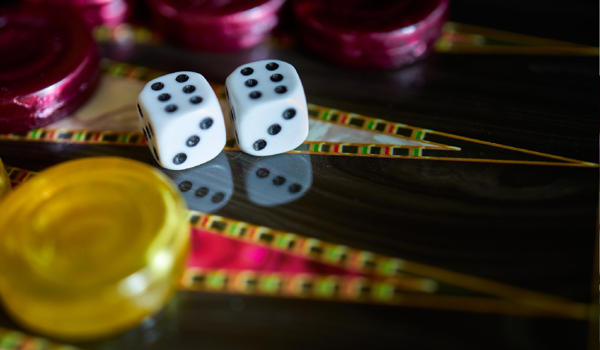 Современная доска для игры в нарды