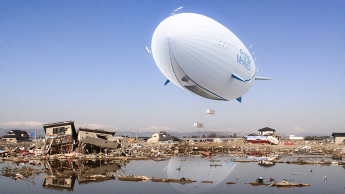 На фотографии: дирижабль LCA60T компании Flying Whales во время гуманитарной миссии. Источник фото: FLYING WHALES