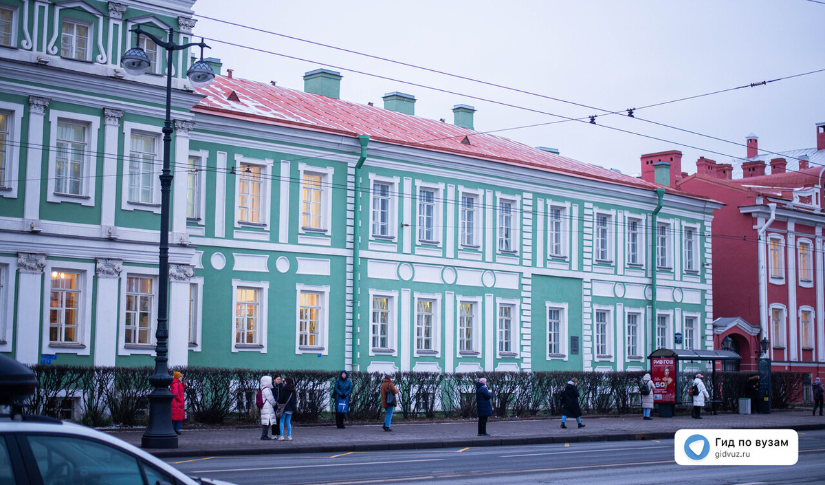 СПбГУ. СМИ "Гид по вузам".