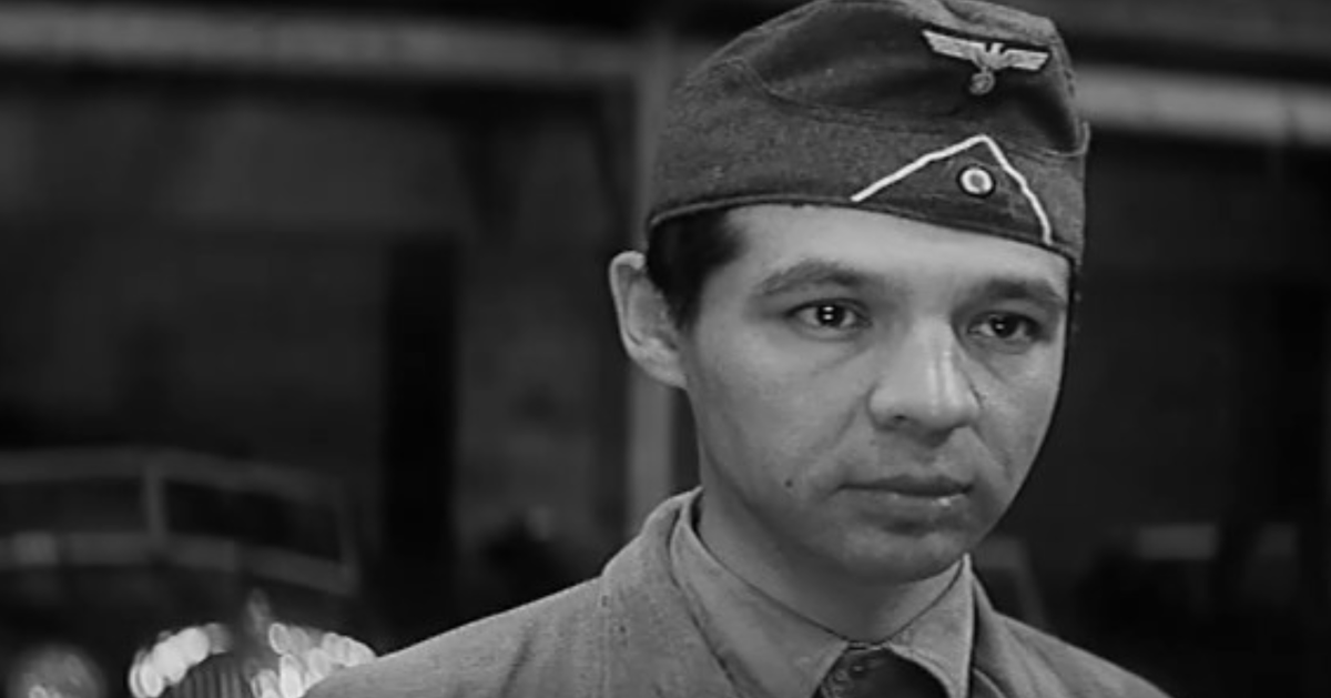 Раднэр Муратов в фильме "Щит и меч"