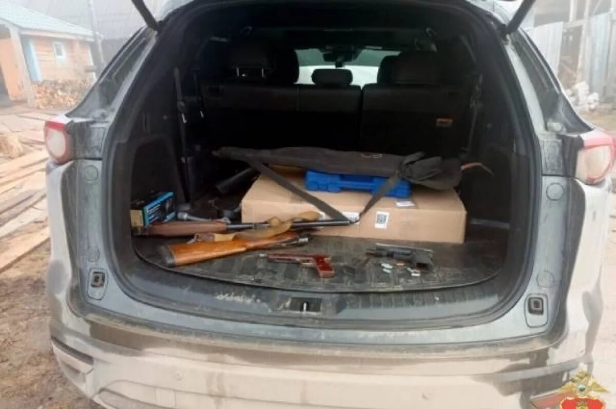    Тверской бизнесмен попался с арсеналом оружия в багажнике авто