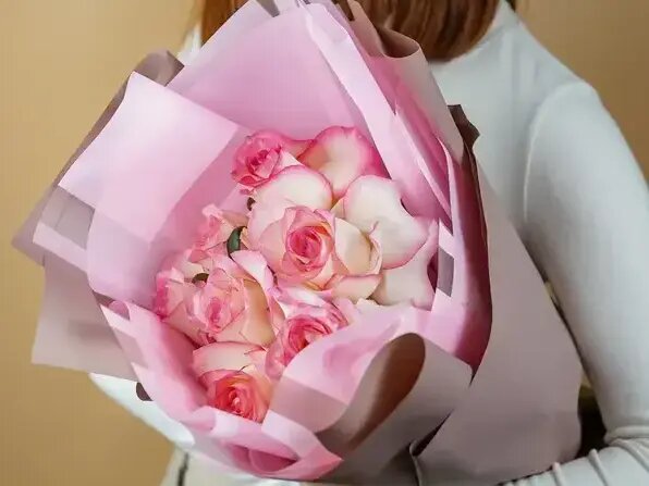   Пышная упаковка букетов в корейском стиле от AzaliaNow Вера Курилыч