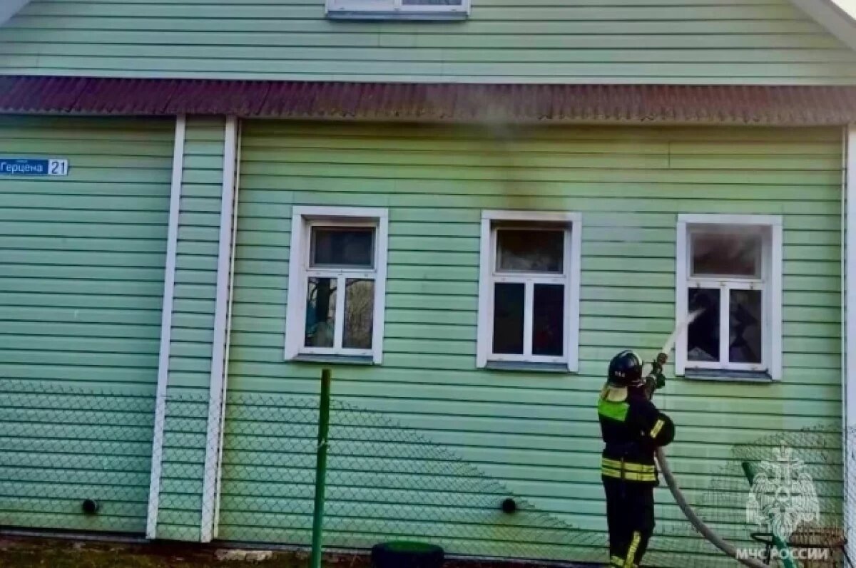    В Кимрах спасли человека при пожаре в частном доме