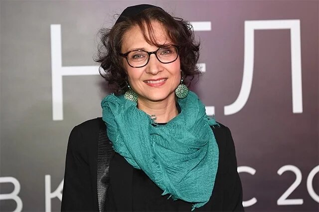    Чем известна актриса и режиссёр Наталья Назарова?