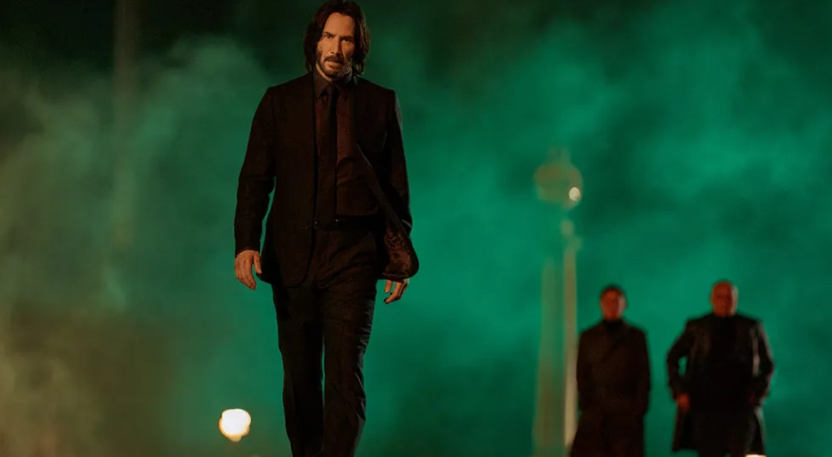 Киану Ривз в роли Джона Уика в фильме "Джон Уик: глава 4".