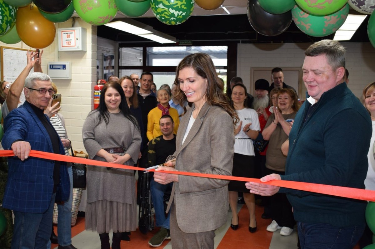    Открытие волонтерского центра в Костомукше. Фото: газета "Новости Костомукши".