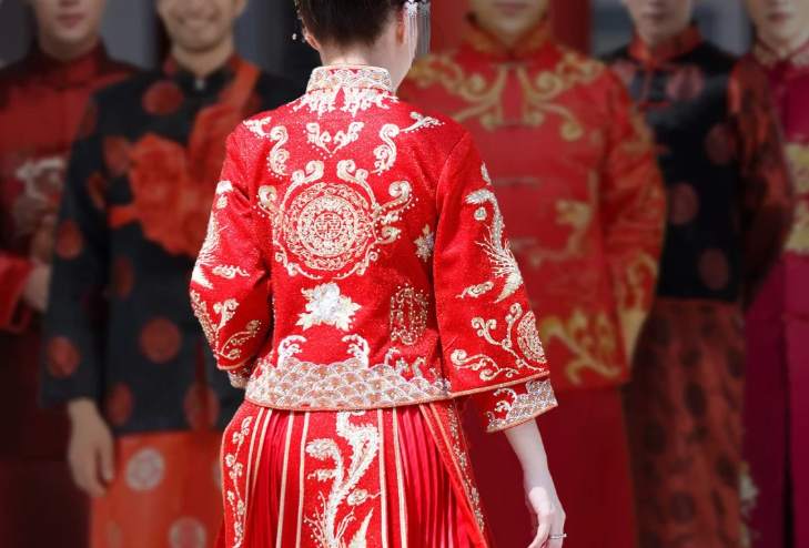 20 разных свадебных платьев, 20 банкетов. Да, я завидую