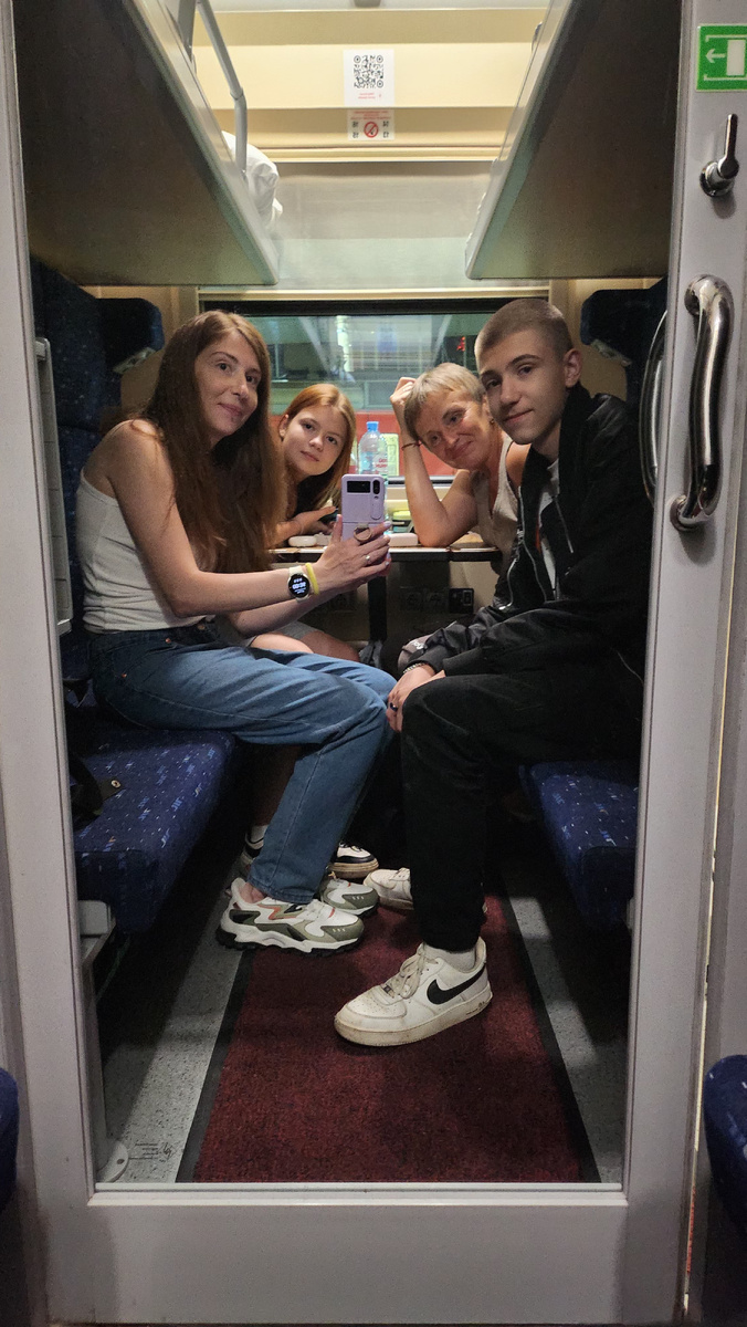 В купе