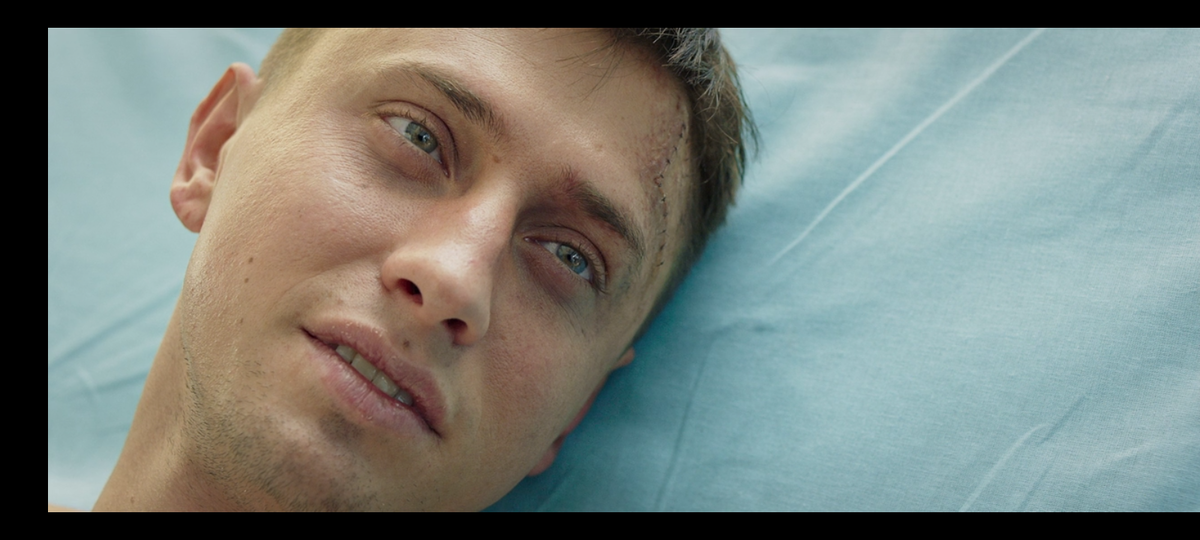 Павел Прилучный в роли Михаила Шурова 