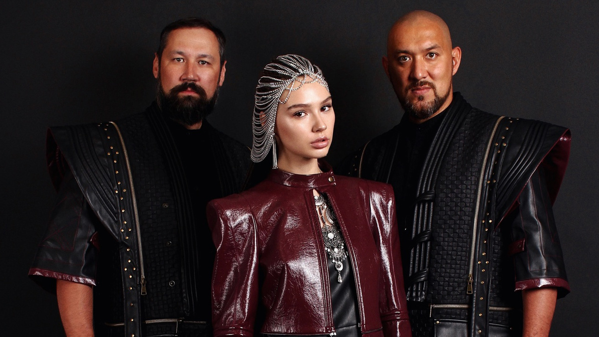 Группа AY YOLA