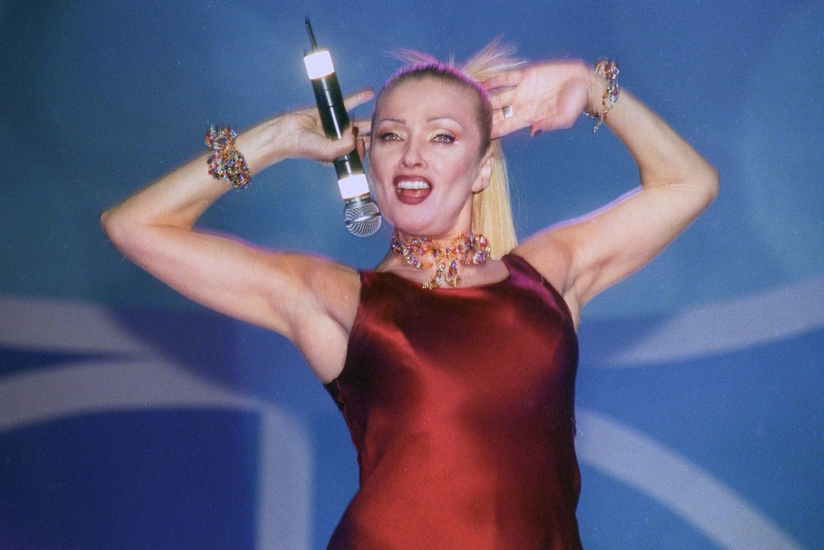 Лайма Вайкуле 