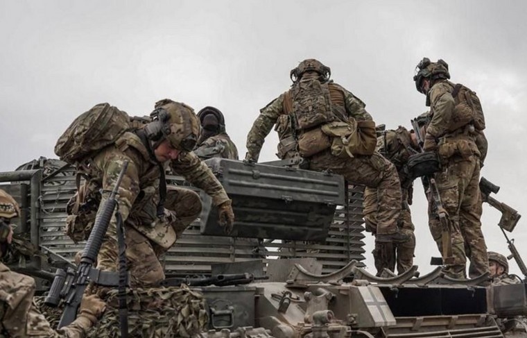    Социальные сети