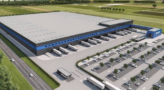    Распределительный складской центр. Фото из ТГ-канала Виталия Хоценко