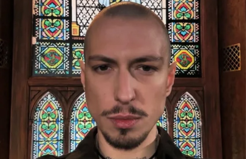 Артем Краснов