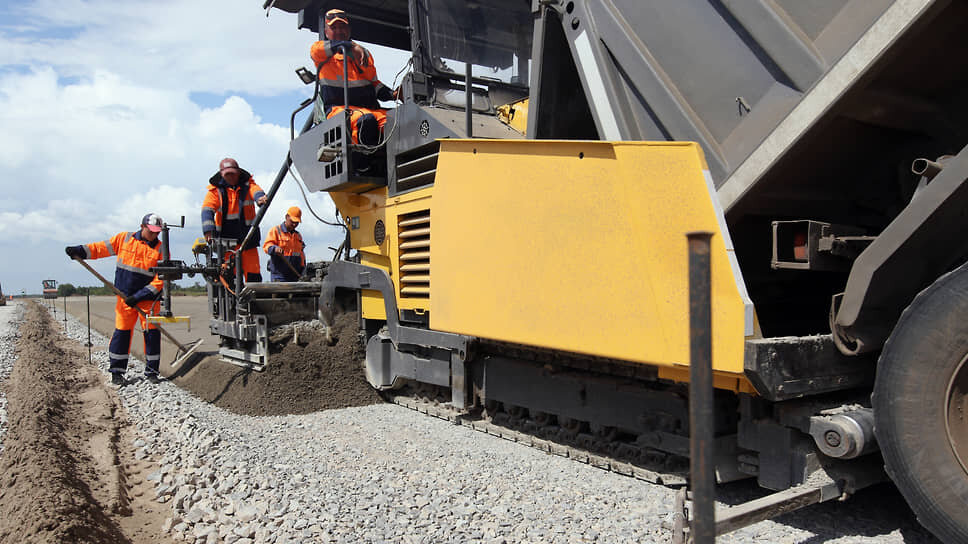 В Набережных Челнах на ремонт трех участков автодорог выделят 1,1 млрд рублей.📷Фото: Артем Дергунов / Коммерсантъ