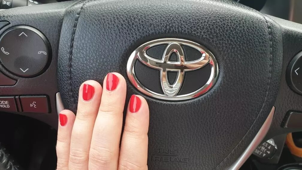Toyota отзывает 1913 машин в РФ из-за проблем с двигателями. Источник: 1MI
