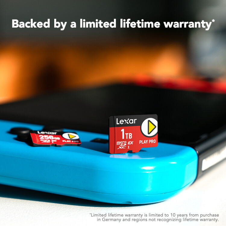    Представлена ёмкая и защищённая карта памяти Lexar для «портативок»